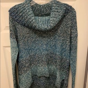 American Eagle women’s cowl neck sweater NWT